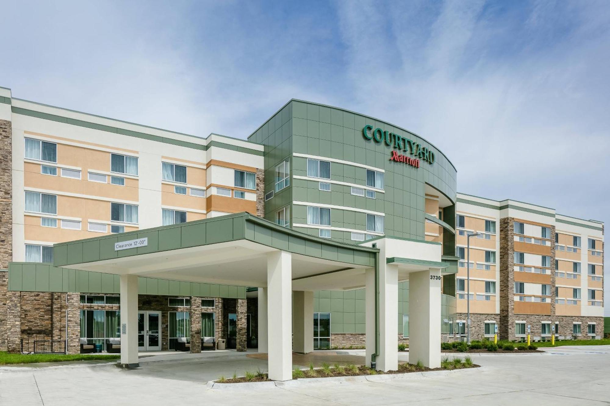 Courtyard By Marriott Omaha Bellevue At Beardmore Event Center Buitenkant foto