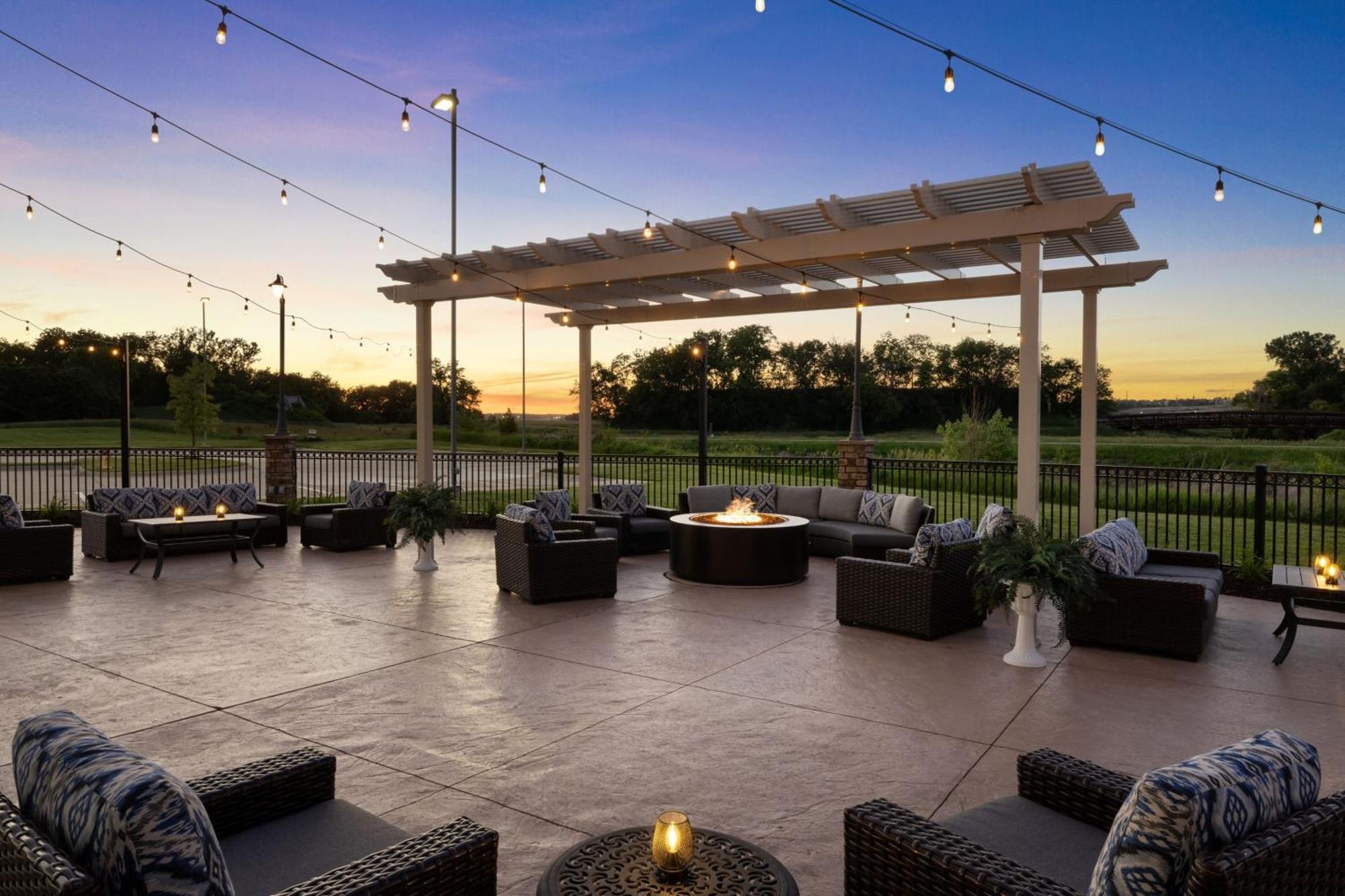 Courtyard By Marriott Omaha Bellevue At Beardmore Event Center Buitenkant foto