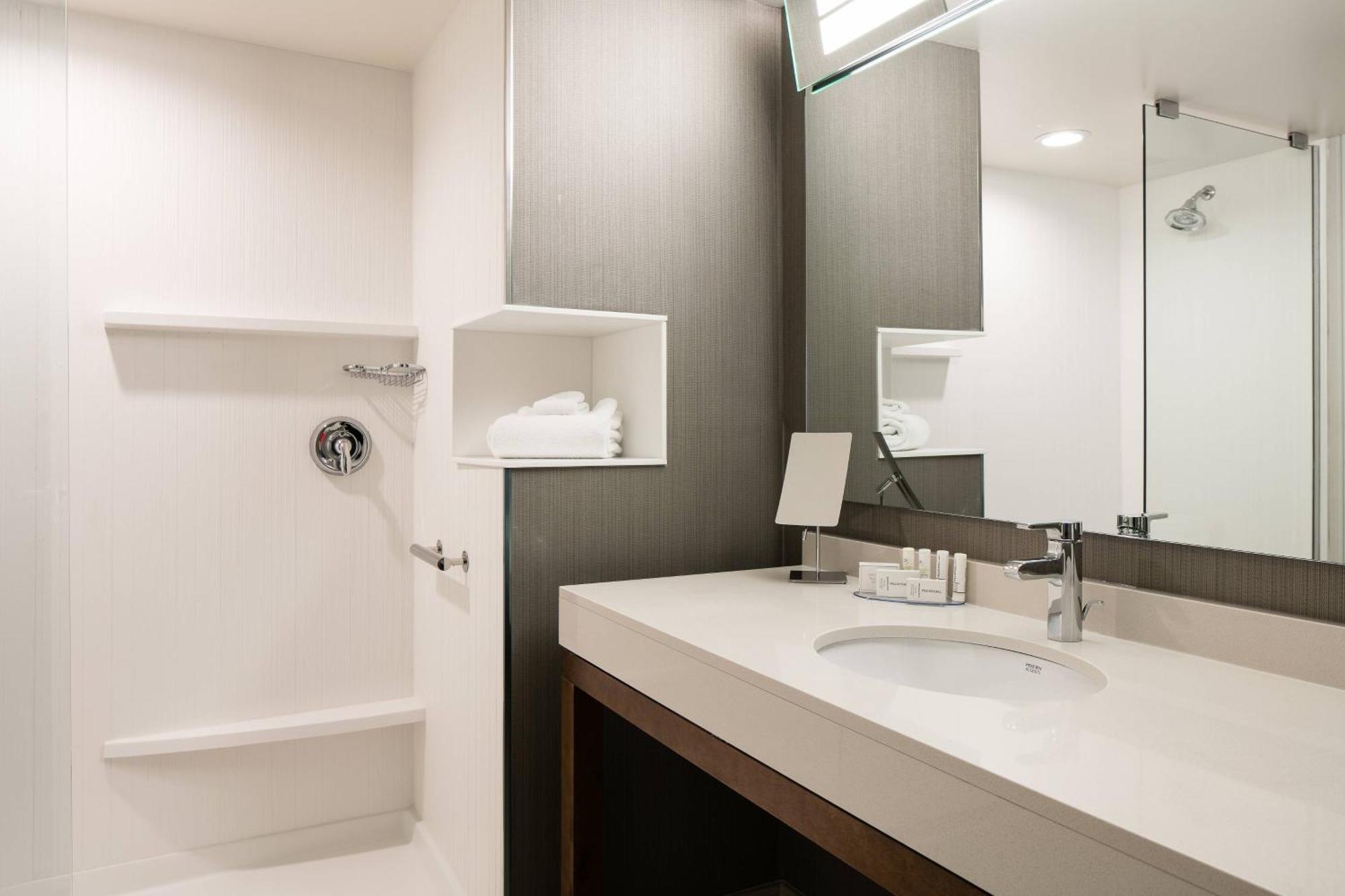 Courtyard By Marriott Omaha Bellevue At Beardmore Event Center Buitenkant foto